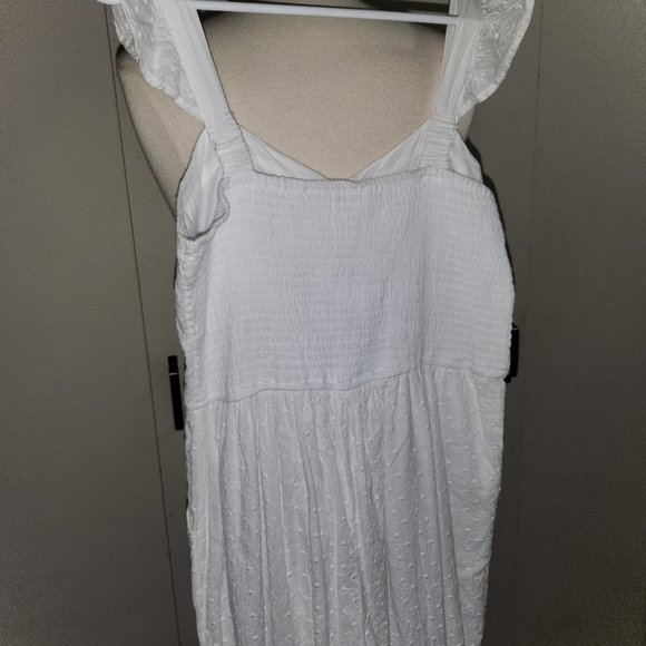 japna white eyelet ruffle sleeve jumpsuit - size large - Picture 8 of 9